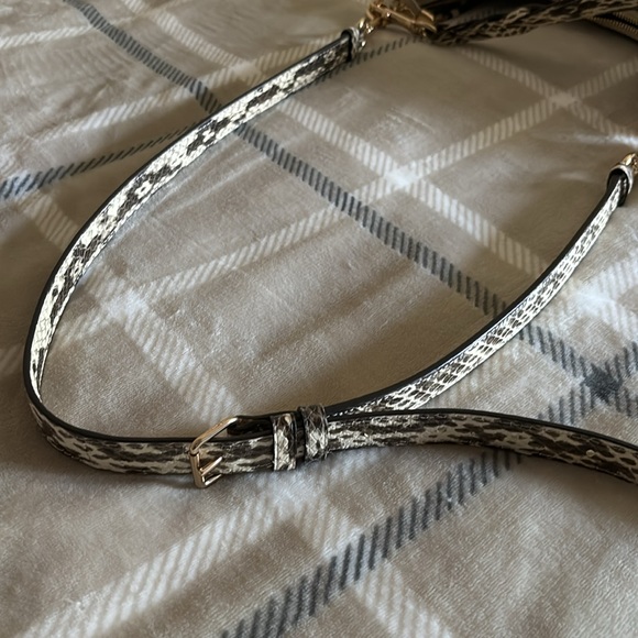 COACH Shoulder Bag - Picture 3 of 14